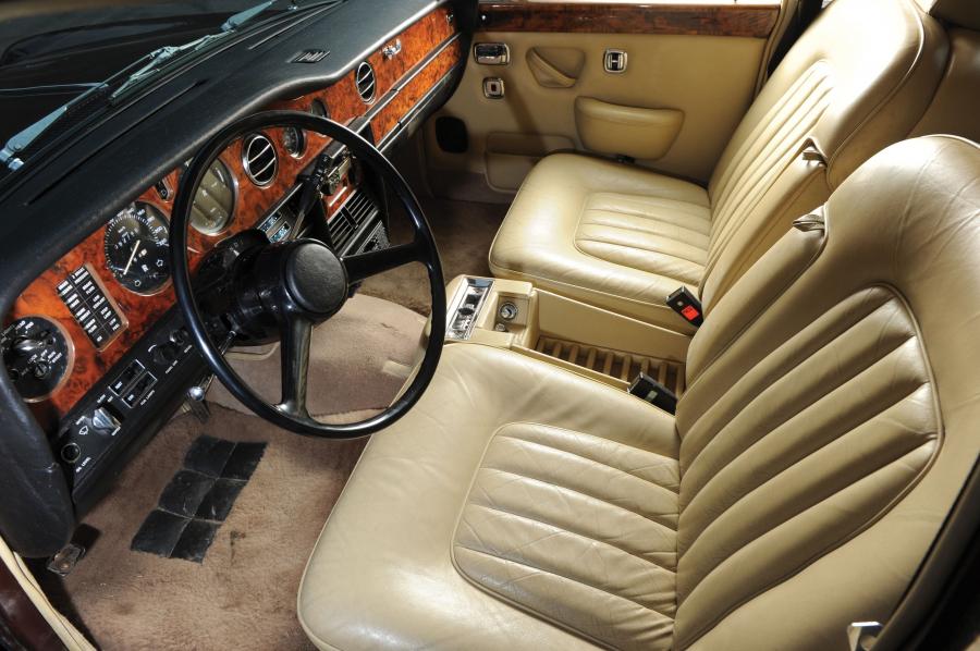  Rolls-Royce Silver Wraith II Saloon 1977 года  (фото 5 из 11)